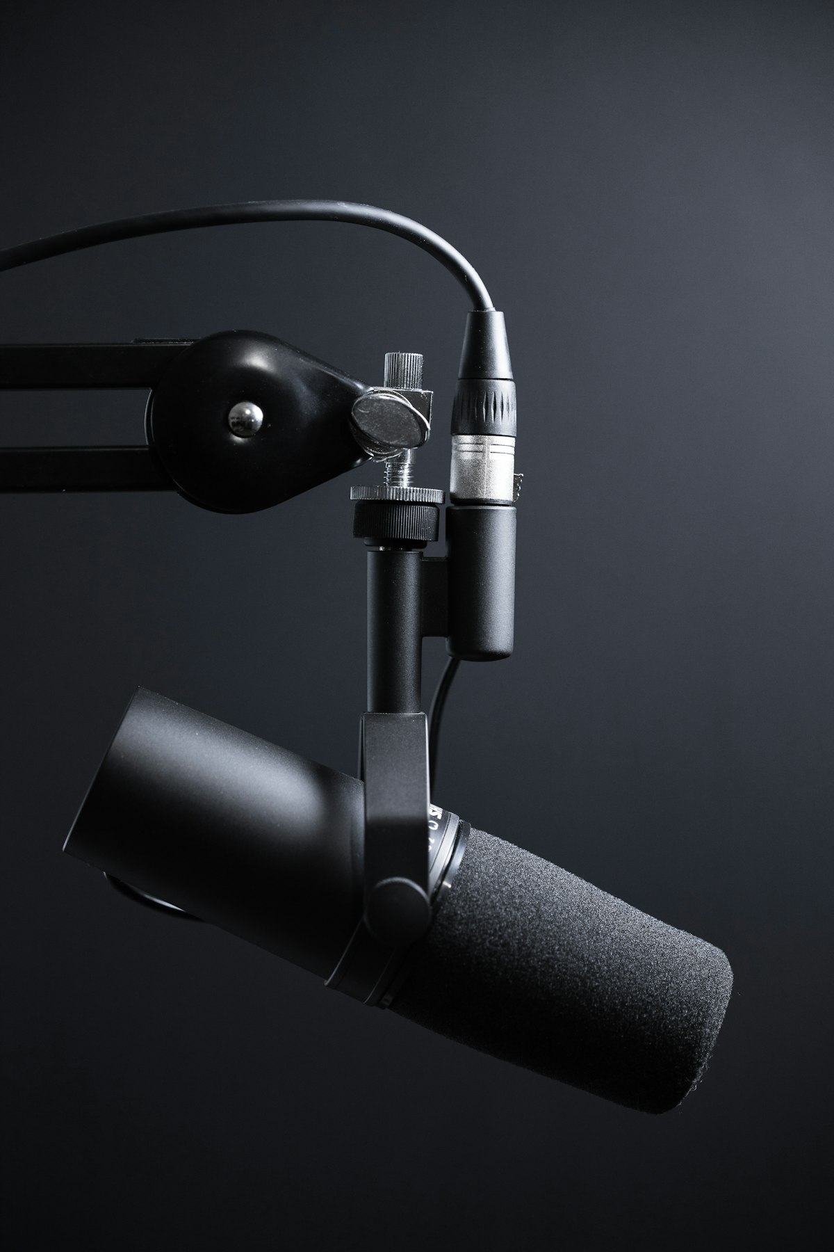 Microfone broadcast profissional